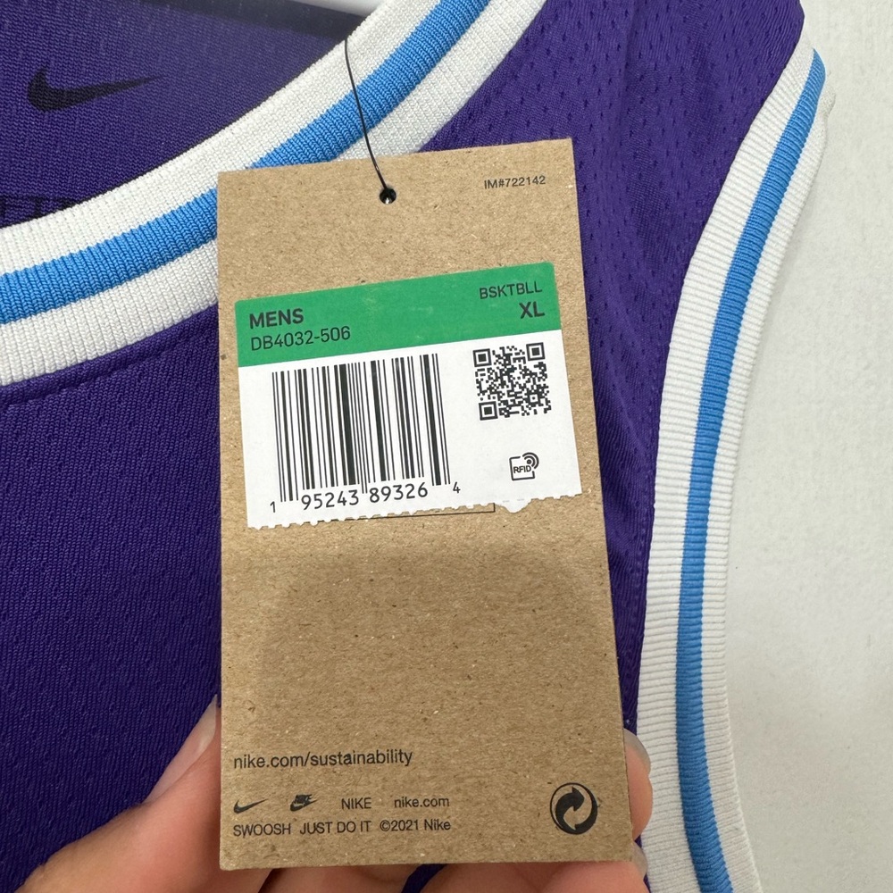 Lakers #6 James City Edition Authentic Jersey. - Picture 5 of 6